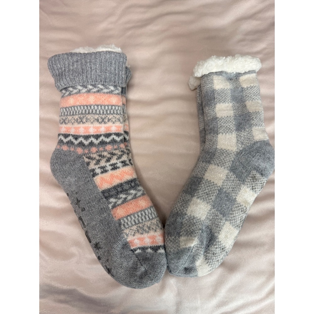 Muk Luks Womens Tall Cabin Slipper Socks 2 Bundle Plaid Grey Peach